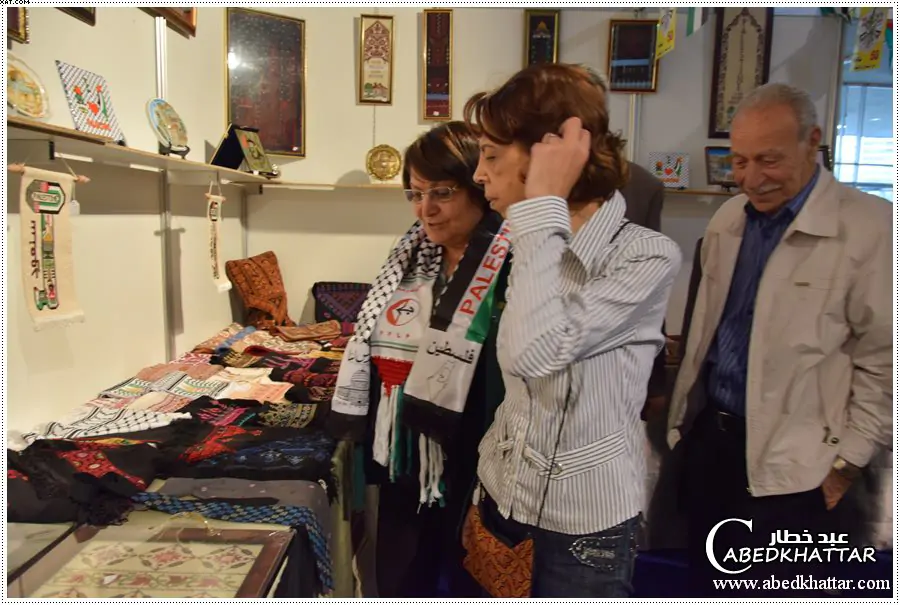 المناضله ليلى خالد في معرض طرابلس للكتاب