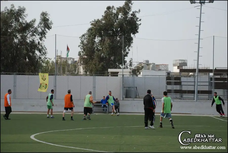 مباراة ودية بين قدماء لاعبي نادي شبيبة فلسطين في مخيم البداوي