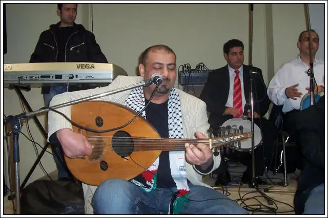 المطرب الفلسطيني وليد الوني- ذكرى يوم الارض - برلين 2007