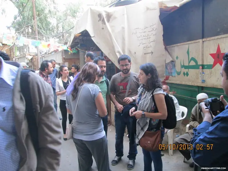 اتحاد الشباب العالمي ومنظمات شبابية عربية واجنبية تزور مخيم شاتيلا