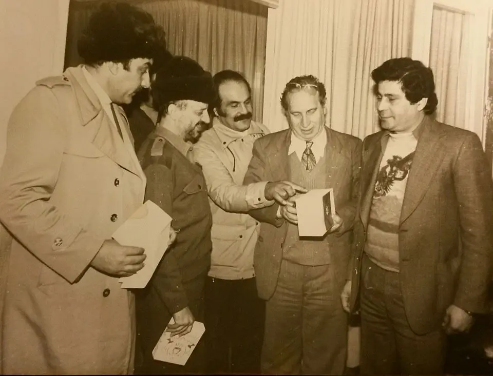 زيد وهبه في لقاء مع القائد الرمز ياسر عرفات - بيروت أوخر السبعينات