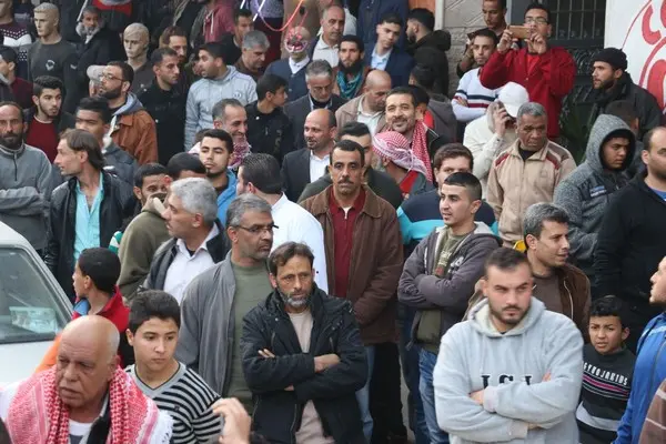 الآلاف في المحافظة الوسطى يلبون دعوة الجبهة رفضاً للحصار والانقسام وللأوضاع المعيشية المتدهورة