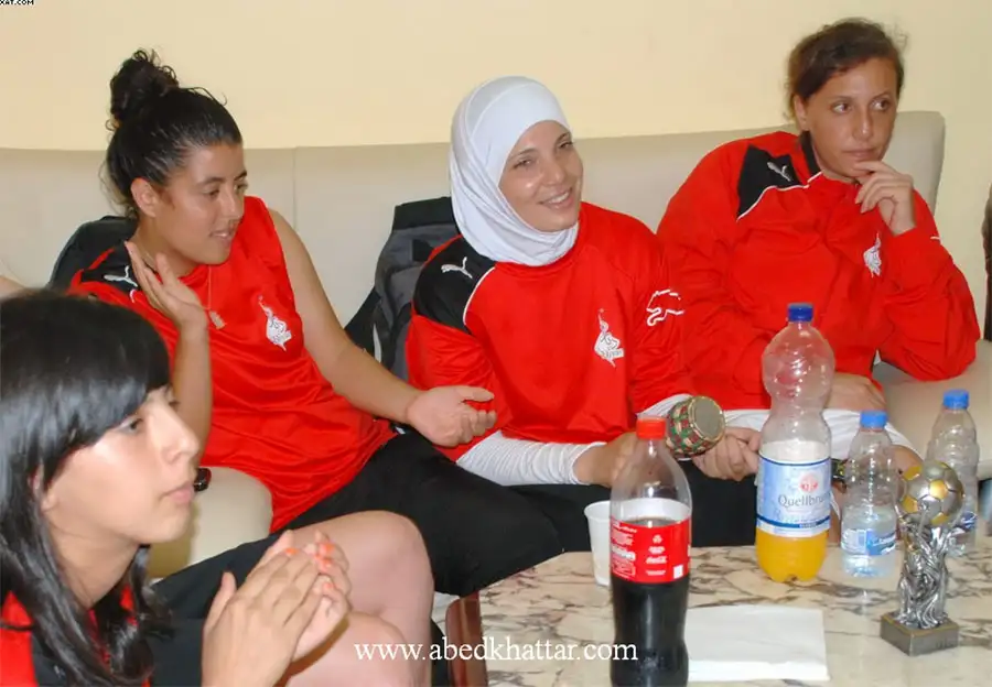 افطار رمضاني جماعي على شرف فريق كرة القدم النسائي الفلسطيني الديار