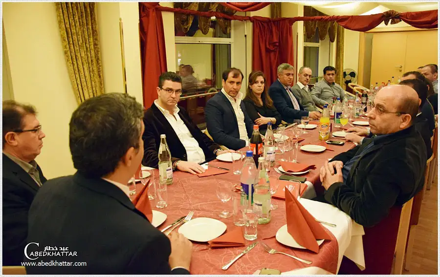 جلسة عشاء وشكر بدعوة من الجالية العربية الالمانية المستقلة للقاء السيد رائد صالح