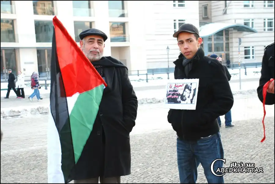 وقفة احتجاجية أمام السفارة الفرنسية تضامنا مع جورج إبراهيم عبد الله