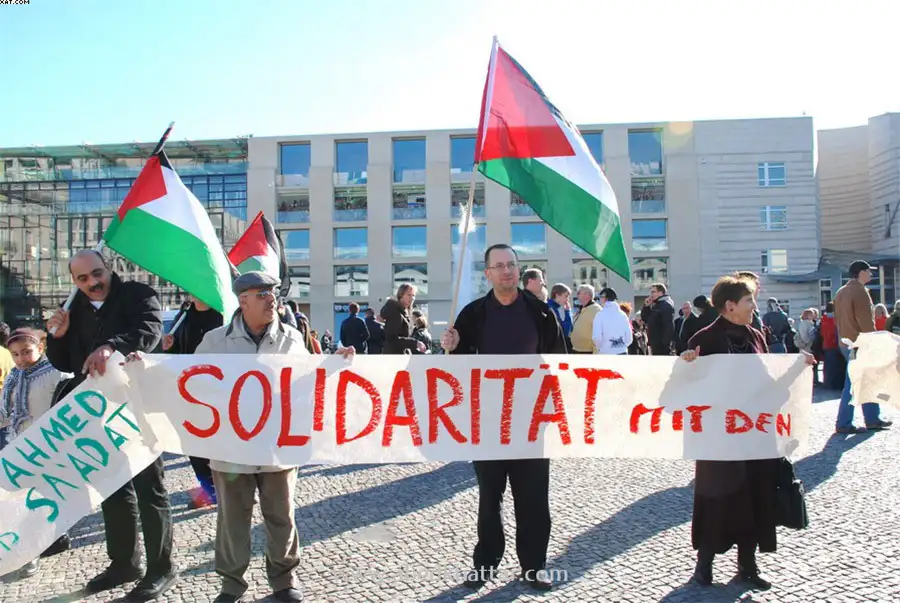فلسطينيون ضد الفصل العنصري في اعتصام تضامني مع السجناء الفلسطينيين