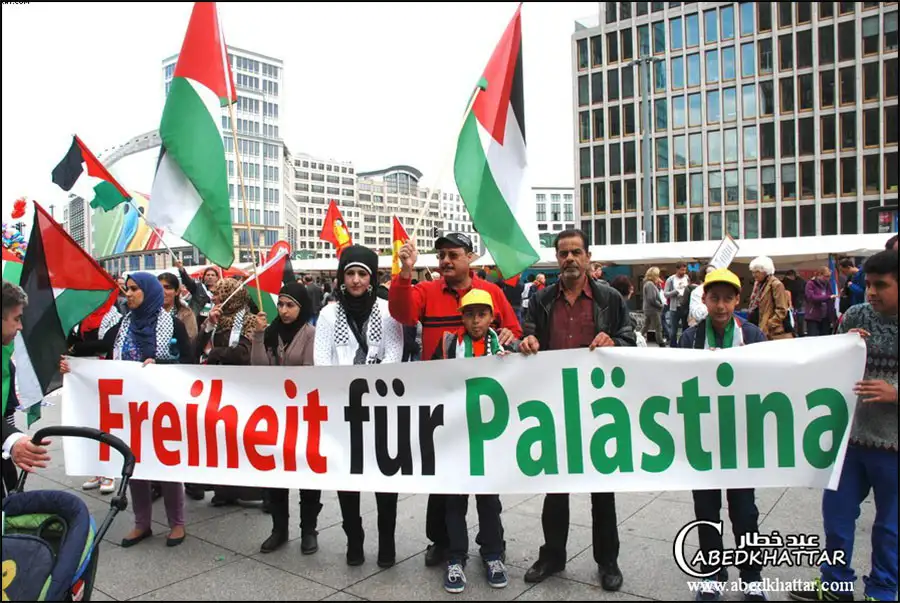 لجنة العمل الوطني الفلسطيني تشارك قوى السلام الألمانية المناهضة للحرب