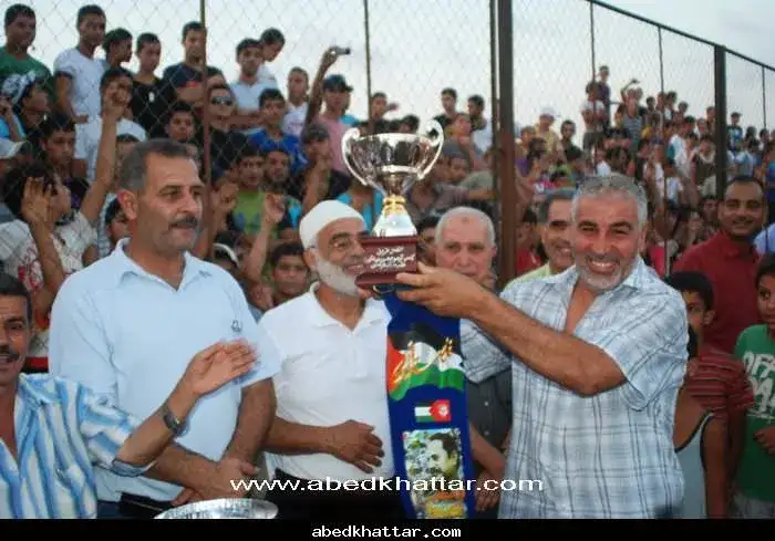 فريق النضال الرياضي بطل كأس الشهيد القائد أبو علي مصطفى في مخيم البداوي