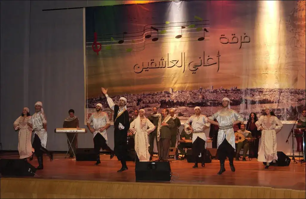 انغام فرقة العاشقين تصدح على مسرح الاونيسكو في بيروت